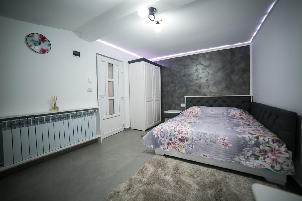 Cazare Moldi - Regim Hotelier Câmpulung Moldovenesc المظهر الخارجي الصورة